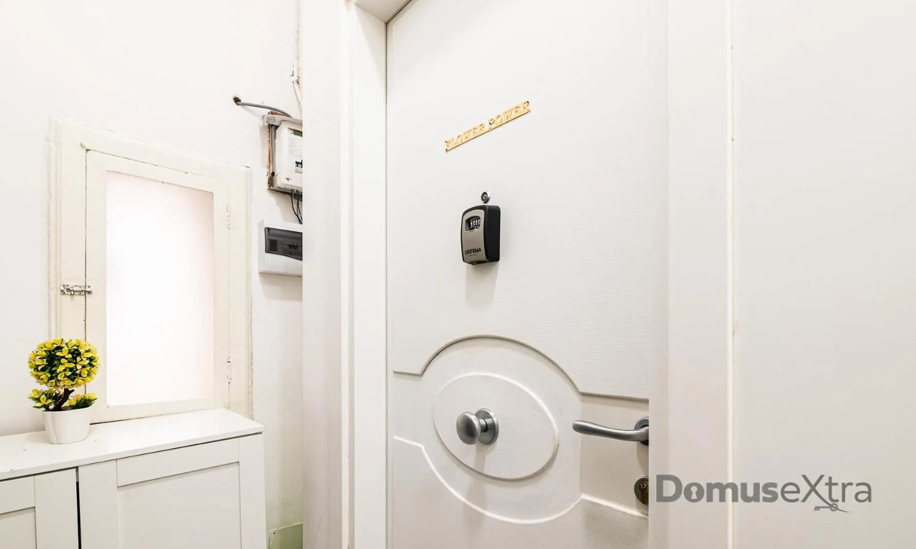 Homestay Flowerpower By Domusextra Naples Italy